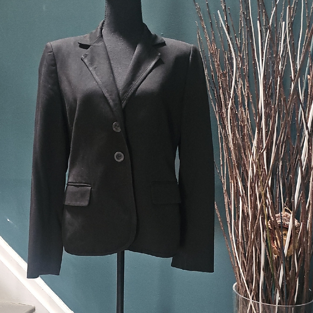 Elegant Black Women's Suit Jacket